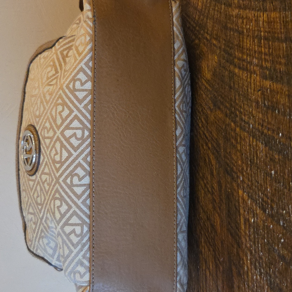 Relic Tan Patterned Bag - Picture 4 of 8